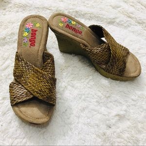 Bongo Neutral Brown Woven Wedge Sandals Size 5.5